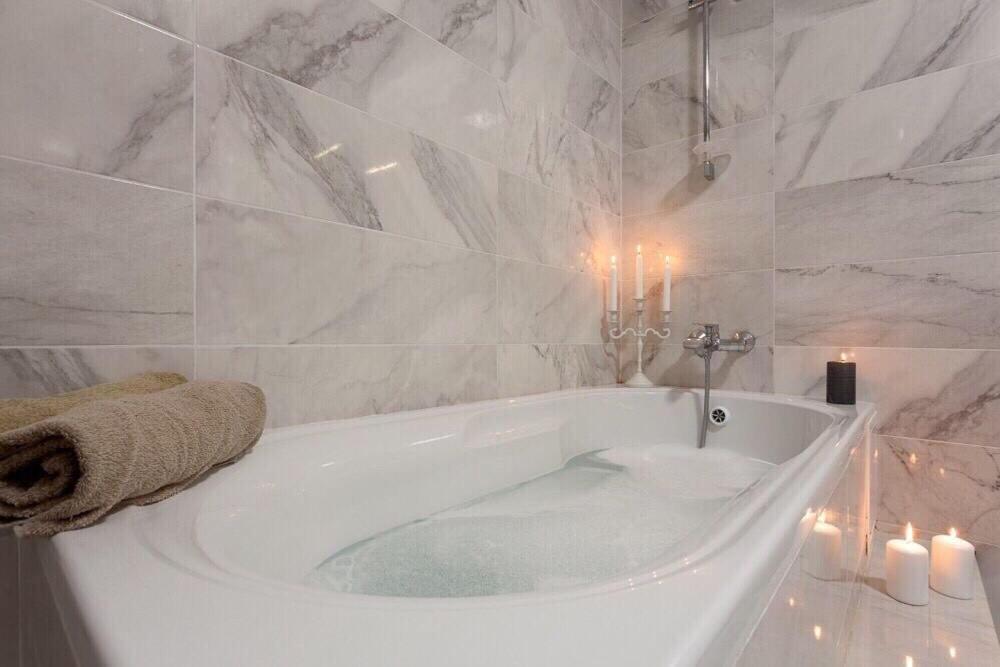 Viktoria Garden Apartment ลวีฟ ภายนอก รูปภาพ